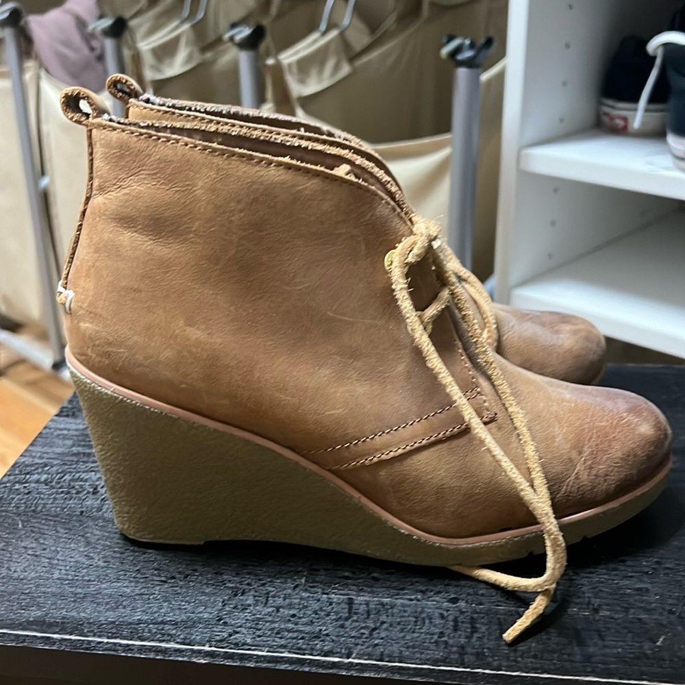 Sperry wedge boots! So comfortable!!